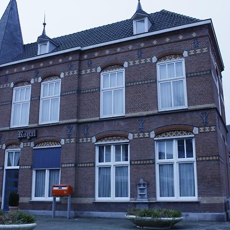Hotel&Appartementen Royal Sas van Gent Bagian luar foto